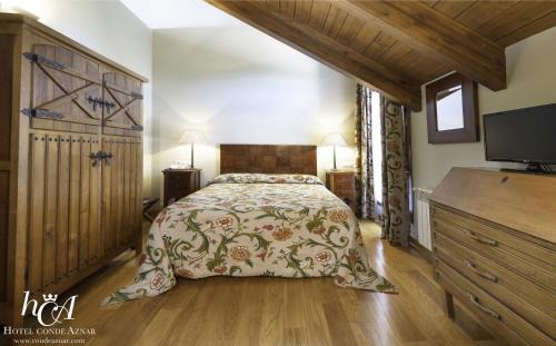 Jaca Hotel | Conde Aznar