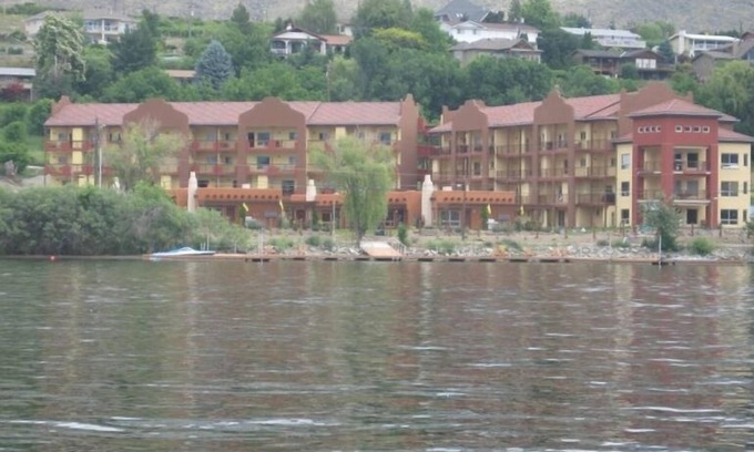 Okanagan-Similkameen Condo | Condo by the Lake-With Picture Postcard View of Lake & City