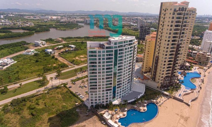 Marina Mazatlan Apartment | Condo CROWN PARK ROYAL