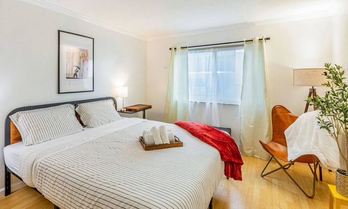 Grand Lake Apartment | Condo in most sought-after neighborhoods with Secure parking