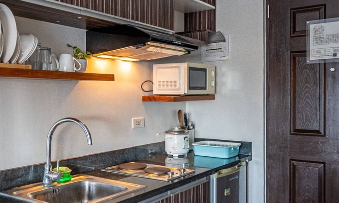 Cebu Condo | Condo WIFI up to 100mbps Infinity Pool