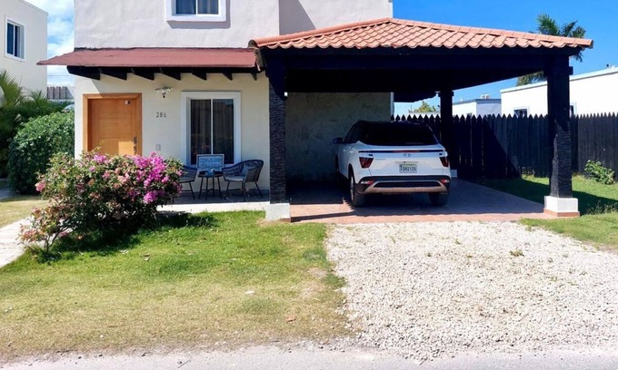 Veron Villa | Contemporary 3BDR Guest House 20 minutes away Punta Cana Beaches