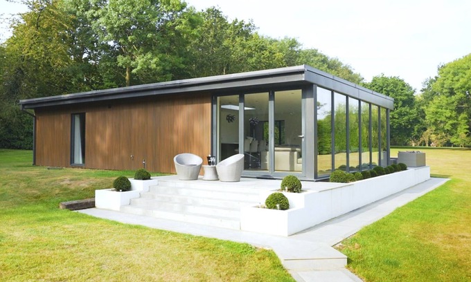 Longfield House | Contemporary Cosy 2 bed retreat set withing 3 acres, fully loaded kitchen