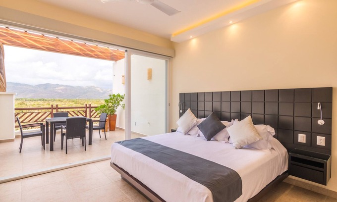 San Pedro Mixtepec Resort | Contemporary Studio Suite w/Resort Amenities & Steps from the beach!