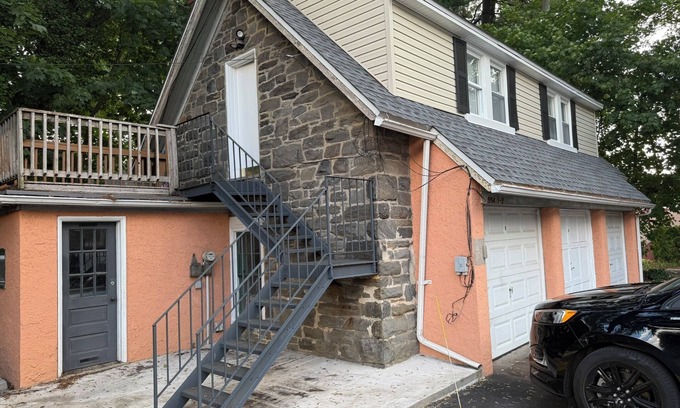 Bryn Mawr Apartment | Convenience & comfort awaits in this stylish 1-Bed apartment in a private, quiet setting in the heart of The Main Line.