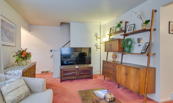 Rochester House | Convenient, Pet-Friendly Rochester Vacation Rental