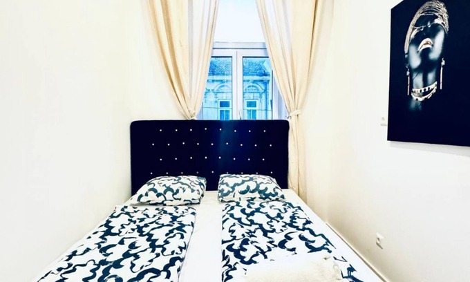 Liesing Apartment | Convenient Stay Room, 11 Min to Atzgersdorf Park