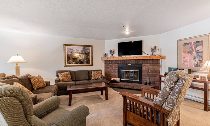 Historic District Condo | Conveniently located in Breckenridge, Garage Parking!