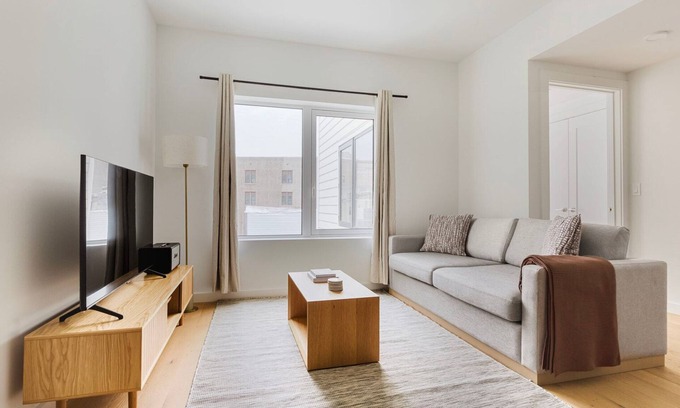 The Village Apartment | Cool Jersey City 1BR w/elevator, A/C, by Blueground