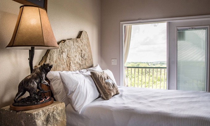 Gruene Condo | Cooler weather price drops! The Penthouse in Gruene! On Guadalupe River!