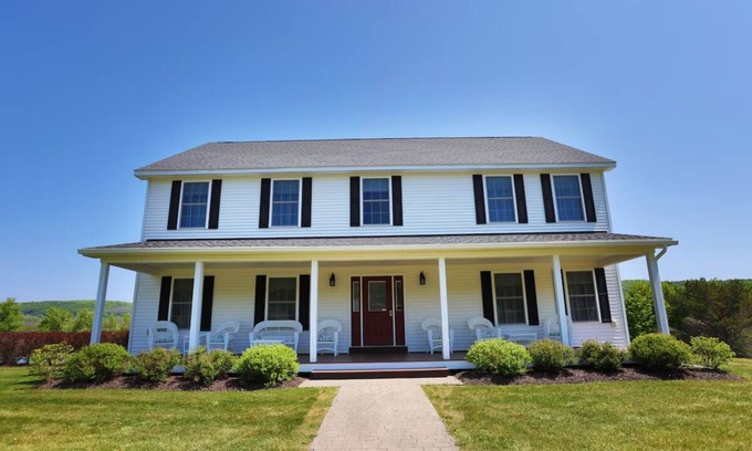 Cooperstown House | Coop Diamonds Sunrise Estates II - Private bathrooms, Heated Pool, 5 miles to DP