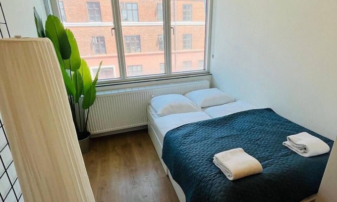 København NV Apartment | Copenhagen Studio Double Bed and Kitchen 2