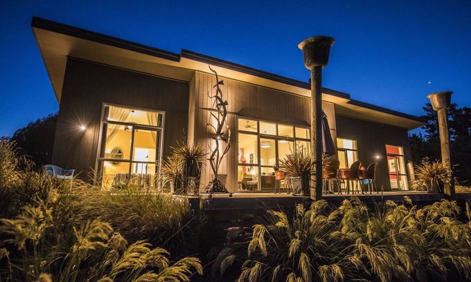 Upper Moutere House | Copper Gate: stunning rural eco-home beside Mapua, close to Abel Tasman/Nelson