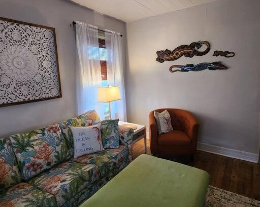 Warrington House | Coral Cottage Pensacola