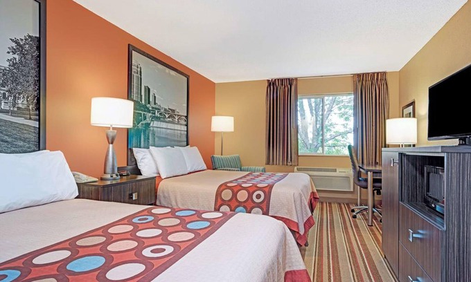 Blaine House | Coratel Inn & Suites Blaine - 2 Queen Bed Non-Smoking