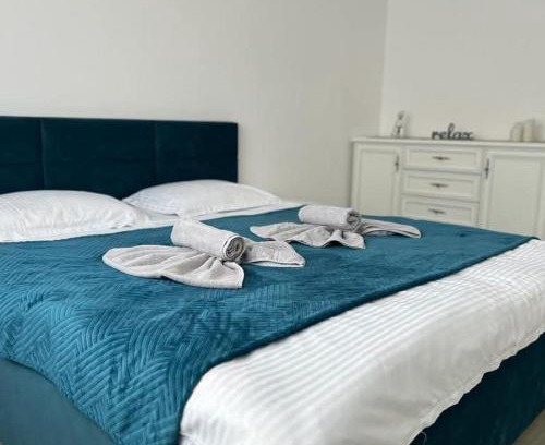 Tractorul Apartment | Coresi Grandis Residence Apartments