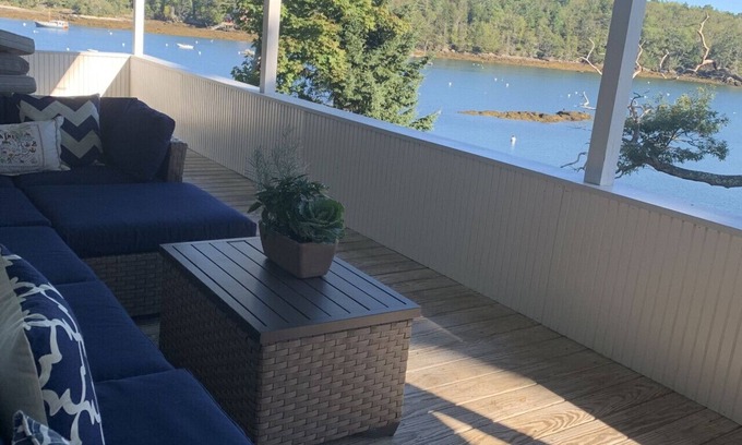 Bayville Cottage | Cornell Lane Cottage: Oceanfront Retreat with Private Dock & Stunning Linekin Bay Views