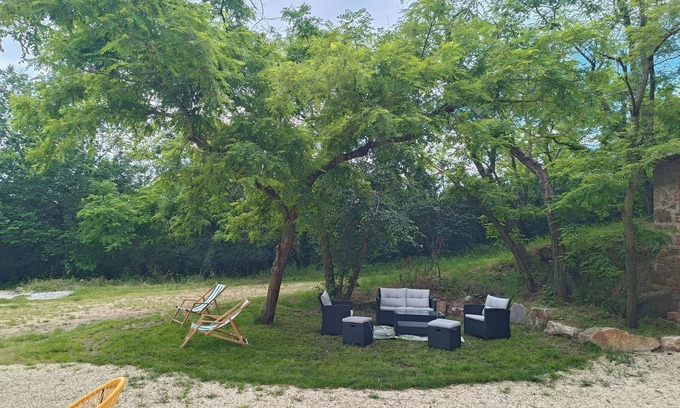 Annonay House | Corps de Ferme des Genets du XIX Rénové Parc de 2ha - Ardèche Verte 4ch 8 Pers