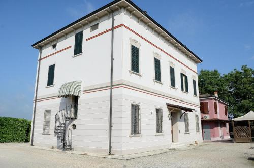 Suzzara House | Corte Fitti guest house