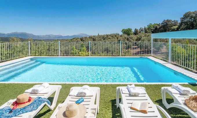 Archidona Villa | Cortijo Rural Puerto Nuevo Archidona by Ruralidays