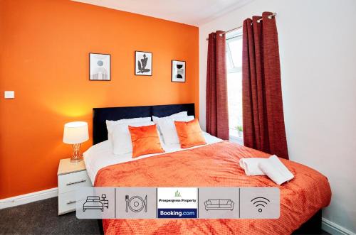 Wyken House | Cosy 4Bed Home By Prospergress Property Short Lets & Serviced Accommodation Coventry With Free Parking, WiFi & Pool Table and Games