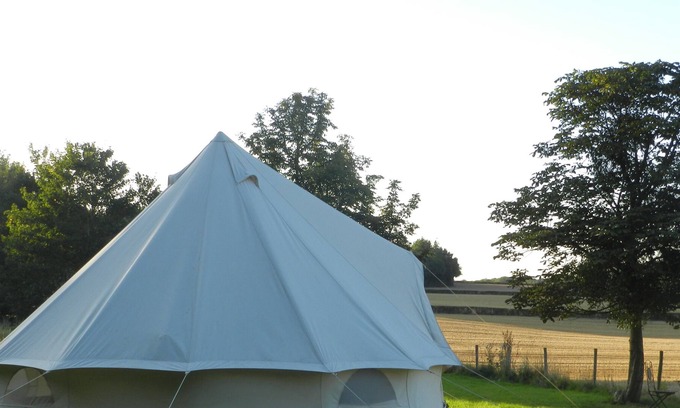 Hereford Cabin | Cosy 5m bell tent glamping in rural Herefordshire