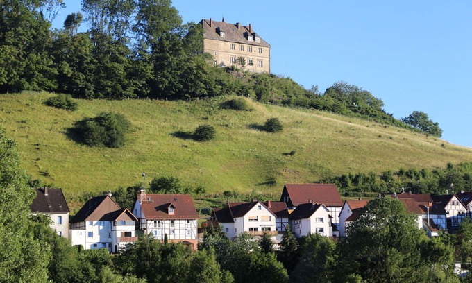 Schwalenberg Apartment | Cosy apartment for 4 people with WIFI, TV and terrace