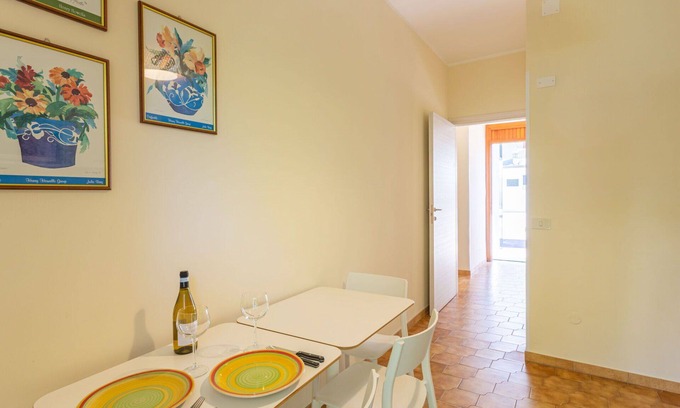 Francavilla al Mare Apartment | Cosy apartment for 5 people with A/C, WIFI, TV and terrace