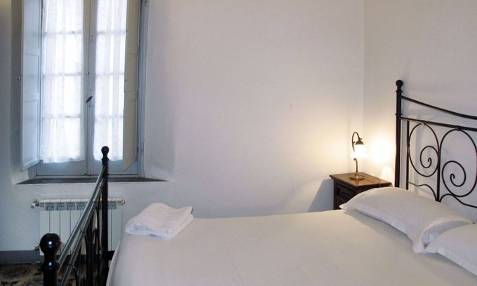 Finalborgo Apartment | Cosy apartment for 8 people with WIFI, TV, patio and pets allowed