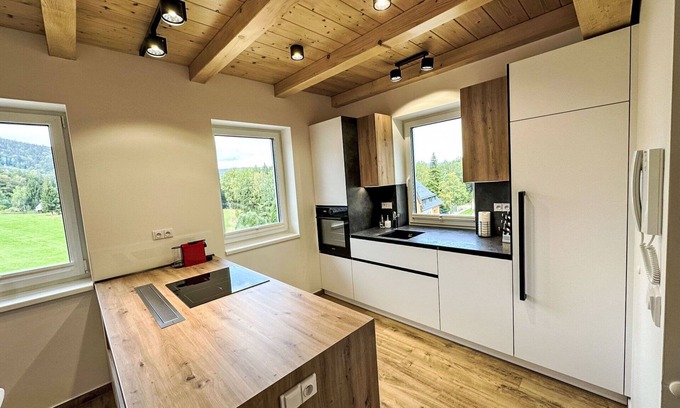 Smrzovka Apartment | Cosy apartment for 12 people with WIFI, TV and terrace