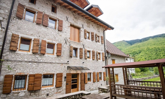 Barcis Apartment | Cosy apartment for 2 guests with WIFI, TV, patio and pets allowed