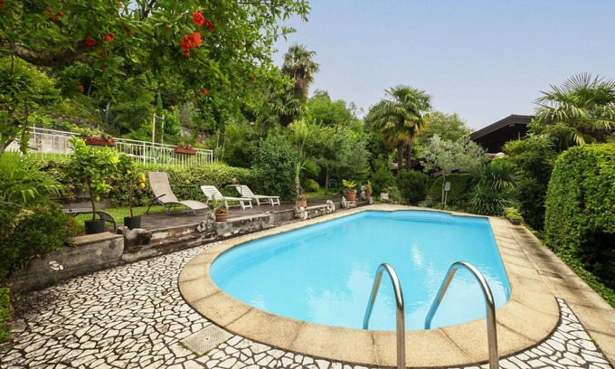 Vito d'Asio Apartment | Cosy apartment for 2 people with WIFI, pool, A/C, TV, patio and pets allowed