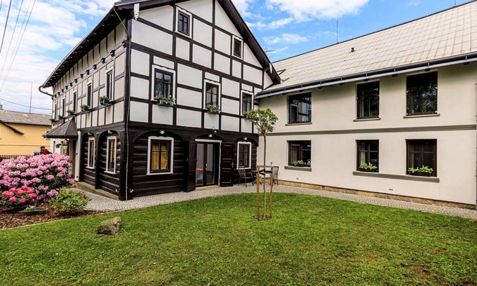 Arnoltice u Decina Apartment | Cosy apartment for 4 guests with WIFI, TV and terrace