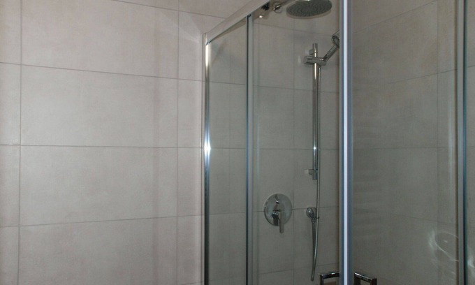 Bigogno Apartment | Cosy apartment for 4 guests with WIFI, pool, A/C, TV and panoramic view