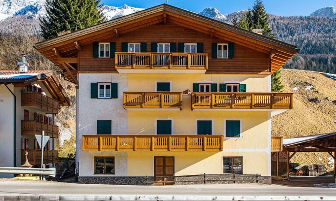 Soraga Apartment | Cosy apartment for 4 guests with WIFI, TV, balcony, pets allowed and parking