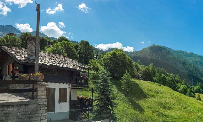 Paquier Apartment | Cosy apartment for 4 people with WIFI, TV, balcony and pets allowed