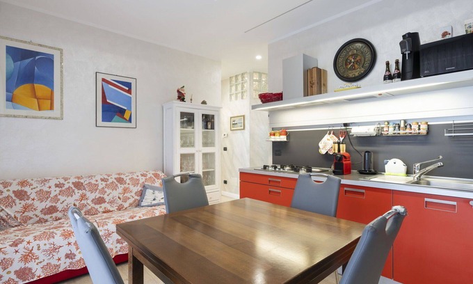 Sanremo Apartment | Cosy apartment for 5 people with A/C, WIFI, pool and terrace
