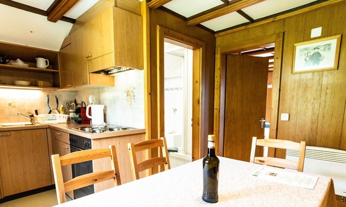 Riederalp Apartment | Cosy apartment for 6 guests with WIFI, TV, balcony and pets allowed