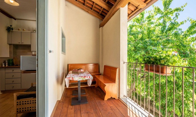 Dronero Apartment | Cosy apartment for 6 people with WIFI, TV, terrace, pets allowed and parking