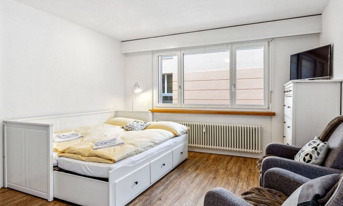 Wengen Apartment | Cosy apartment for 6 people with WIFI, TV and terrace