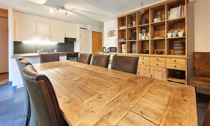 Vex Apartment | Cosy apartment for 12 people with WIFI and terrace