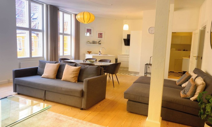 Copenhagen City Centre Apartment | Cosy apartment in the city center of Copenhagen, 5 minutes from Nyhavn!