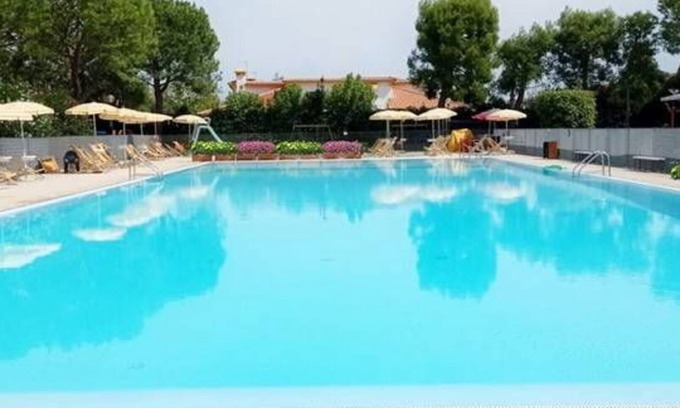 Porto Recanati Apartment | Cosy apartment for 4 guests with A/C, pool, WIFI, TV, terrace and panoramic view