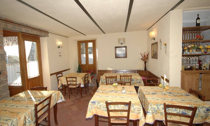 Valagnesi Apartment | Cosy apartment with private pool, WIFI, TV, balcony, pets allowed, panoramic view and parking