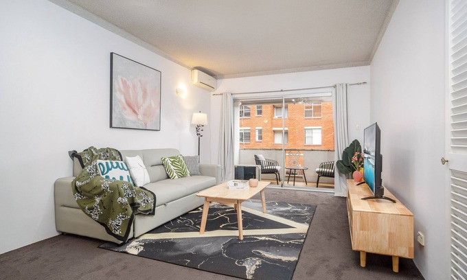 Burwood Condo | Cosy & Convenient Place with Free Parking in Inner West Area