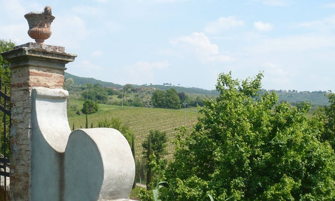 Scandicci Other | Cosy cottage in Central Tuscany With Shared Pool