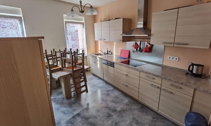 Saarbruecken Apartment | Cosy holiday flat in Herrensohr with garden, barbecue and terrace