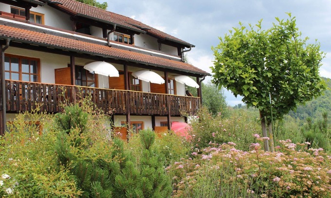 Obernzell Apartment | Cosy holiday flat with a view of the Danube