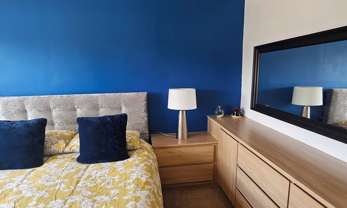 Wigston House | Cosy Home in Leicester