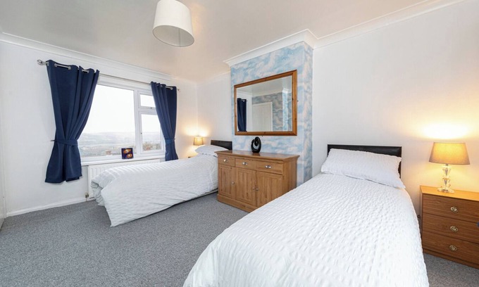 Stanley House | Cosy House with Magnificent View/Free Parking/5 minutes to Beamish Museum